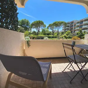 Appartement Superbe Avec Piscine -, Antibes